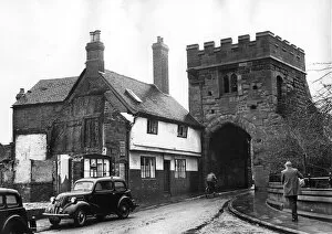 00078 Gallery: Cook Street Gate, Coventry. Built in the Fourteenth century as a means of collecting