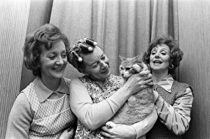 Images Dated 1st November 1980: Coronation Streets Thelma Barlow (Mavis Riley), Jean Alexander (Hilda Ogden