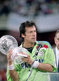 Images Dated 25th March 1992: Cricket World Cup 1992 - Australia: Final: England v. Pakistan at Melbourne