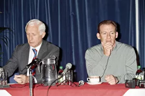 00492 Gallery: Crystal Palace football manager Steve Coppell sits beside his chairman Ron Noades at a