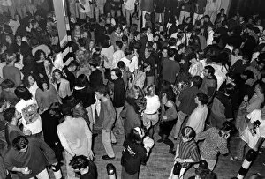 1990 Collection: Dancing at the Hacienda nightclub. 1st October 1990