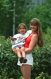 DANIELLA WESTBROOK AT CADBURYs STROLLERTHON LAUNCH PHOTOCALL - 19 / 06 / 1992