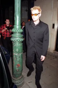 Darren Day leaving London club October 1998 leaving club Browns with brunettes Darren Day leaving London club October 1998 leaving club Browns with brunettes