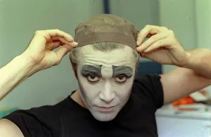 Darren Day Rocky Horror Picture Show September 1999 dressing room being made up as Darren Day Rocky Horror Picture Show September 1999 dressing room being made up as