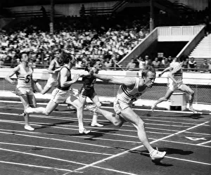 Dashing Dave Jones makes his famous last-stride lunge at the tape to win the invitation Dashing Dave Jones makes his famous last-stride lunge at the tape to win the invitation