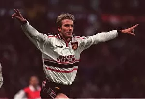 Images Dated 14th April 1999: David Beckham celebrates first goal April 1999 against Arsenal in the FA Cup Semi