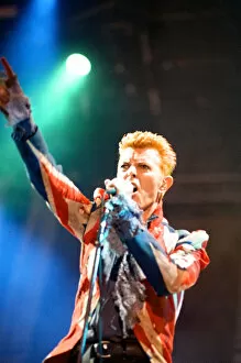Images Dated 18th July 1996: David Bowie live at The Phoenix Festival, Long Marston Airfield, Stratford-upon-Avon