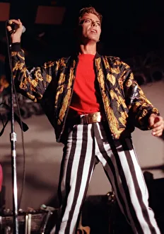 David Bowie on stage at Glasgow Barrowlands November 1991 David Bowie on stage at Glasgow Barrowlands November 1991