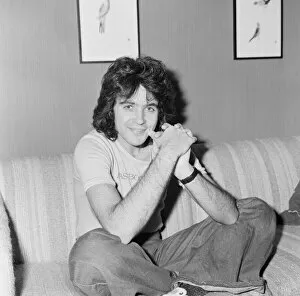 Images Dated 11th November 1974: David Essex, Singer and Actor, pictured relaxing in his hotel room before appearing at