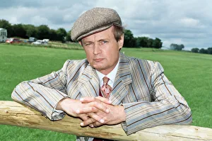 Images Dated 16th July 1991: David McCallum at a photocall for BBC series Trainer. 16th July 1991