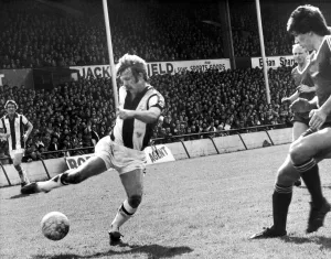 David Mills brings the ball under control as Albion turn the screw on Middlesbrough David Mills brings the ball under control as Albion turn the screw on Middlesbrough