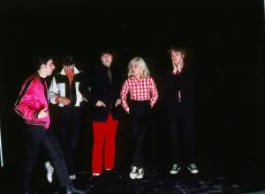 Images Dated 1st April 1977: Debbie Harry April 1977 With pop group Blondie