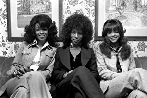 The Three Degrees: Pop Group. November 1974 S74-6591 The Three Degrees: Pop Group. November 1974 S74-6591