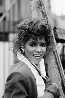 Mirror/1300to1399 01386/denise pop group star london 6th august 1986 Mirror/1300to1399 01386/denise pop group star london 6th august 1986
