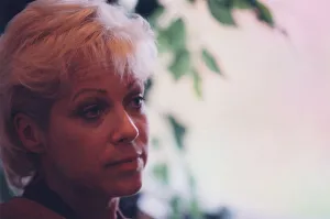 Images Dated 15th November 1997: Denise Welch during an interview 15 November 1997 circa