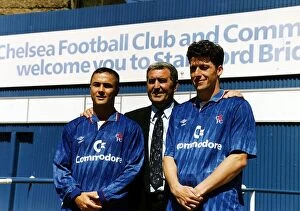 Images Dated 11th July 1990: Dennis Wise with his Chelsea Manager Bobby Campbell and Team mate Sandy Townsend