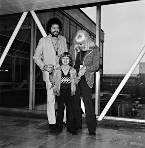 Diana Dors and Family. December 1975 76-00006-004 Diana Dors and Family. December 1975 76-00006-004