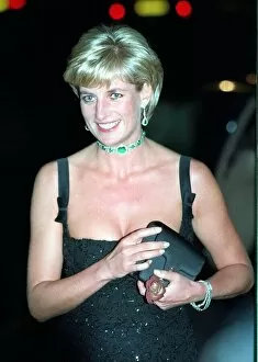 Images Dated 1st July 1997: Diana, Princess of Wales arrives for a gala evening sponsored by Chanel