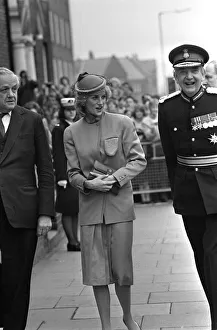 DIANA, PRINCESS OF WALES ARRIVING AT EVENT DURING THE DAY IN CARLISLE - 1992 DIANA, PRINCESS OF WALES ARRIVING AT EVENT DURING THE DAY IN CARLISLE - 1992