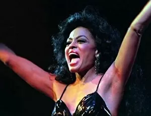 Images Dated 24th June 1994: Diana Ross in concert at NEC in Birmingham