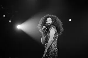 Images Dated 1st July 1997: Diana Ross performs at The Metro Arena, Newcastle, Newcastle Upon Tyne - England