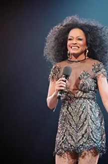 Images Dated 1st July 1997: Diana Ross performs at The Metro Arena, Newcastle, Newcastle Upon Tyne - England
