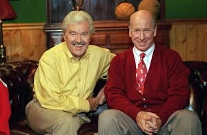 Images Dated 31st October 1995: DICKIE DAVIES AND JACK CHARLTON AT SKY SPORTS GOLD TV STUDIO 31st October 1995