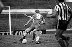 Images Dated 17th December 1983: Division 2 football. Chelsea 2 v. Grimsby 3.. December 1983 LF14-27-070