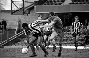 Images Dated 17th December 1983: Division 2 football. Chelsea 2 v. Grimsby 3.. December 1983 LF14-27-013
