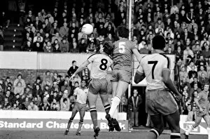 Images Dated 6th February 1982: Division 2 football. Watford 1 v. Chelsea 0. February 1982 LF08-38-030