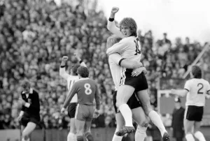 Images Dated 8th April 1977: Division Two football Fulham v Chelsea 1976 / 77 season. Fulham won the match three one