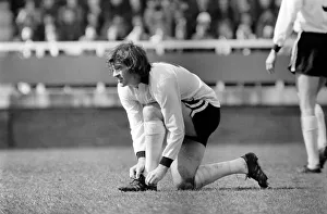 Images Dated 8th April 1977: Division Two football Fulham v Chelsea 1976 / 77 season. Fulham won the match three one