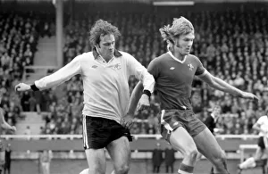 Images Dated 8th April 1977: Division Two football Fulham v Chelsea 1976 / 77 season. Fulham won the match three one