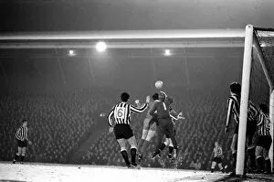 Images Dated 16th February 1970: Division one football Liverpool v Newcastle 1969 / 70 Season. February 1970 70-1714-006