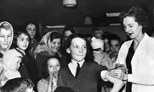 Doctor N Cantrill inoculates eleven year old Mary Wilson of Northwood in Kirkby' Doctor N Cantrill inoculates eleven year old Mary Wilson of Northwood in Kirkby'