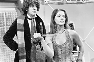 Images Dated 26th October 1976: Doctor Who, actor Tom Baker - the 4th Doctor - pictured with new assistant Leela played