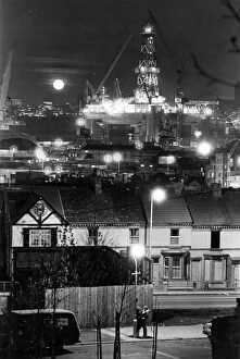 Images Dated 3rd December 1983: Dome petroleum oil rig. 'Soverign Explorer'at Cammell Laird