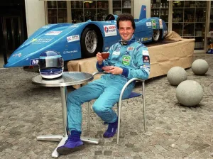 Donald Wales electric bluebird car May 1998 racing driver nephew of Donald Campbell Donald Wales electric bluebird car May 1998 racing driver nephew of Donald Campbell