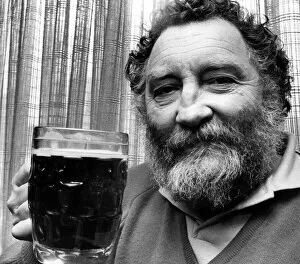 Images Dated 20th February 1981: Dr David Bellamy with a pint of beer on 20th February 1981