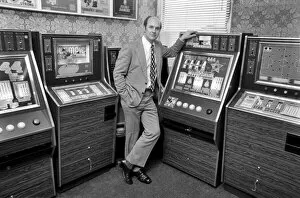 Images Dated 17th January 1975: Dr. Pilkington and Fruit Machines. January 1975 75-00333-003
