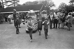 Childhood Gallery: Dr Whos arch enemies the Daleks pay a visit to Woolhampton Primary School in