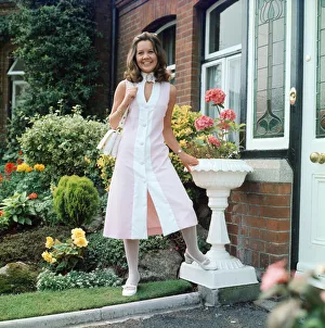 Images Dated 1st August 1970: Dress designer Glynis Robins, 23, pictured wearing one of her own designs - a midi dress