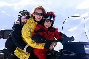 Images Dated 15th February 1999: Duchess of York with daughters Princess Eugenie and Princess Beatrice on skidoo ride at