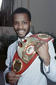 Images Dated 14th November 1988: Duke McKenzie, MBE, born 5 May 1963 is a British former professional boxer who competed
