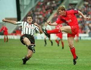 Images Dated 21st May 1995: Duncan Shearer Aberdeen football player scoring his 2nd goal against Dunfermline - with