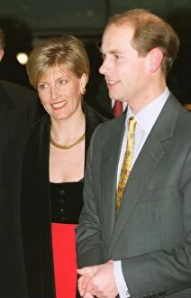 Images Dated 17th November 1999: Earl and Countess of Wessex Nov 1999 attend the Norwegian National ballet at