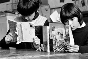 Images Dated 4th March 1981: Education: Lack of text books in the early 1980s led to school children having to