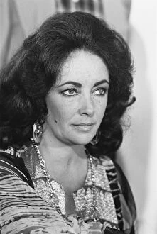 Images Dated 24th February 2011: Elizabeth Taylor in Jerusalem, Israel, 30th August 1975