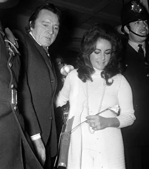Elizabeth Taylor Oct 1970 and Richard Burton attens Liz' Elizabeth Taylor Oct 1970 and Richard Burton attens Liz'