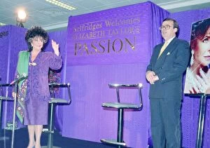 Images Dated 12th October 1989: Elizabeth Taylor at Selfridges London October 1986 to promote her perfume Passsion